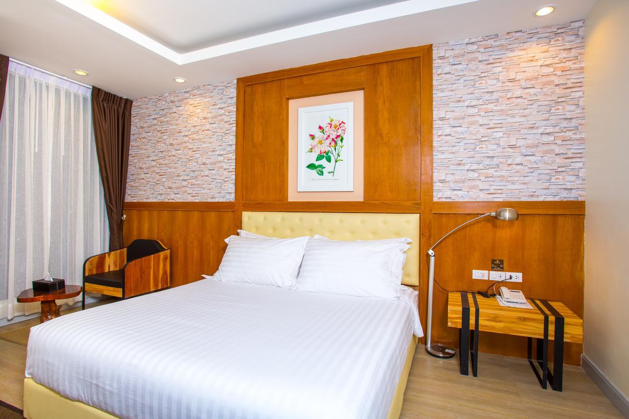 Triple B Boutique Residence Sziracsa Kültér fotó